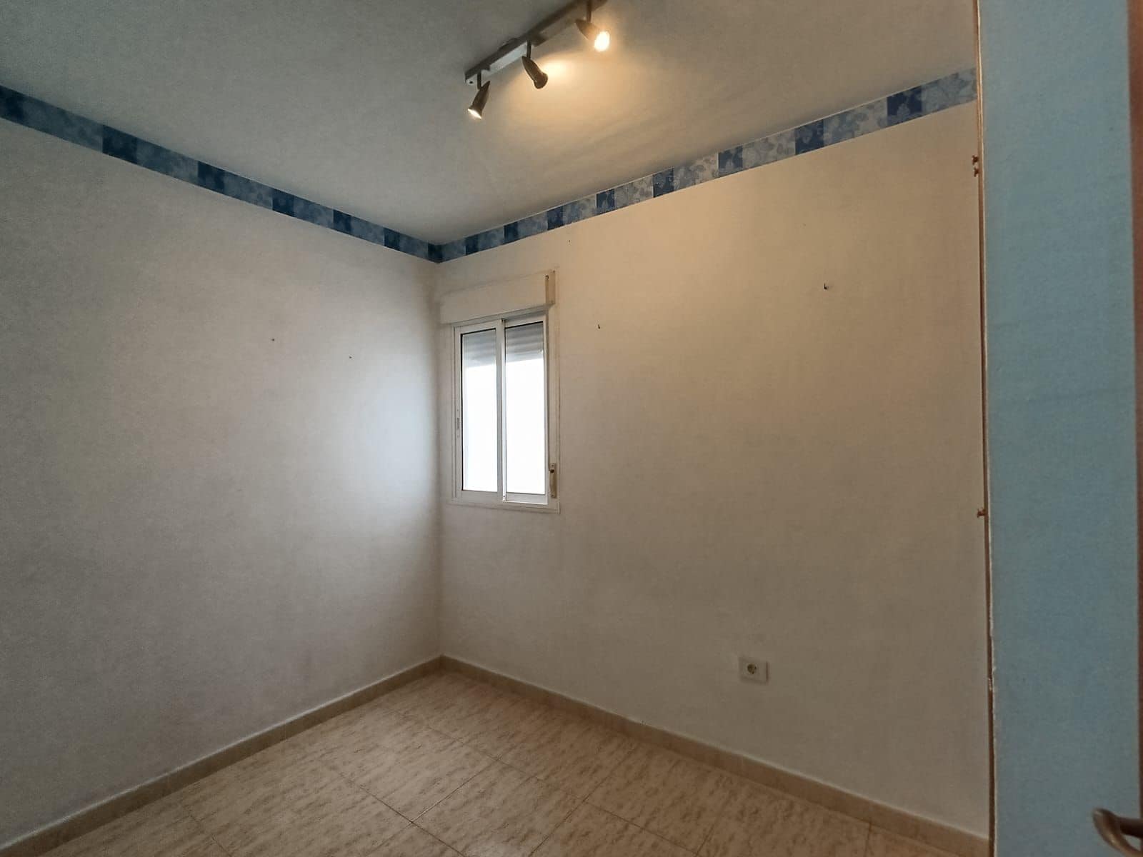 3 bedroom Apartment for sale in Arona with garage - € 215,000 (Ref: 9308280)