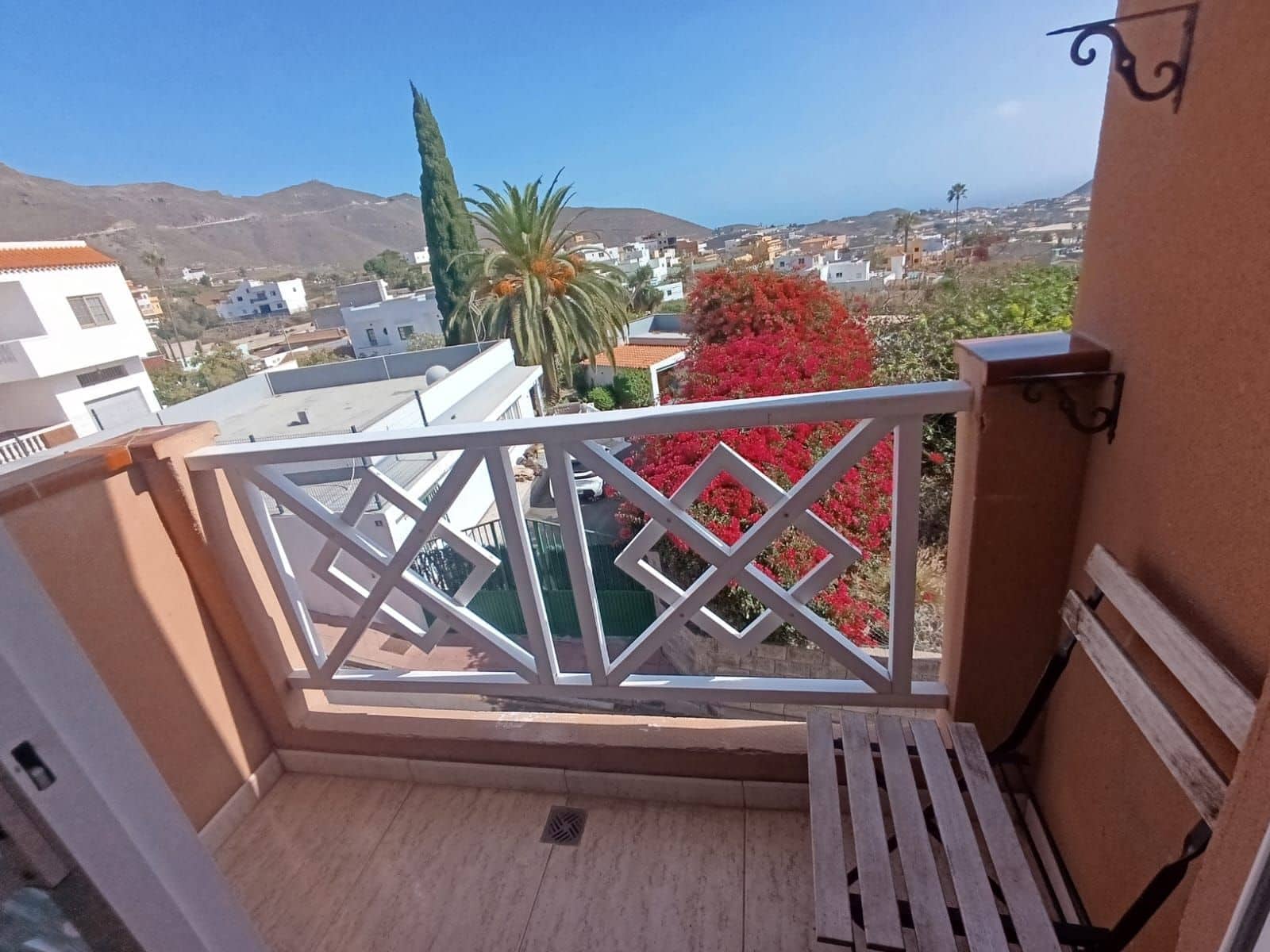 3 bedroom Apartment for sale in Arona with garage - € 215,000 (Ref: 9308280)