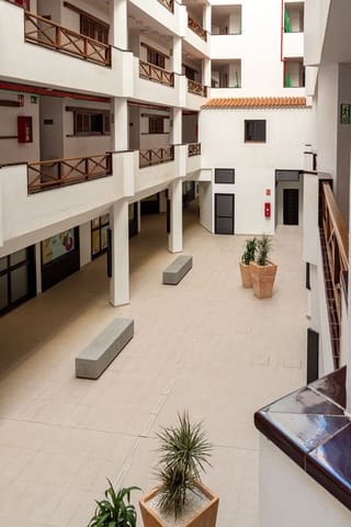 2 quarto Apartamento para venda em Los Cristianos, Arona com piscina - 415 000 € (Ref: 9310523)