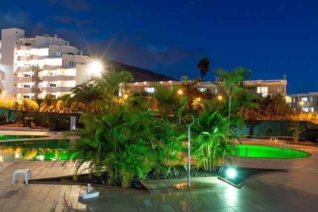 2 quarto Apartamento para venda em Los Cristianos, Arona com piscina - 415 000 € (Ref: 9310523)