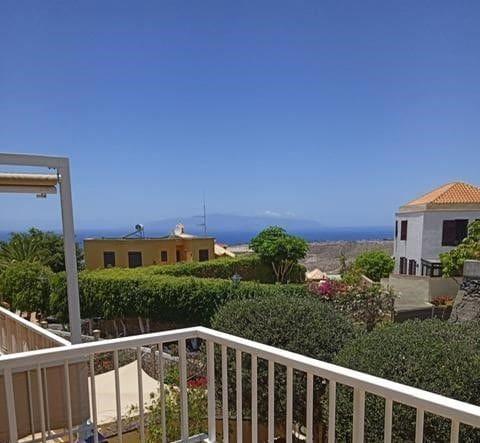 3 soverom Hus til salgs i Chayofa med svømmebasseng - € 400 000 (Ref: 9326036)