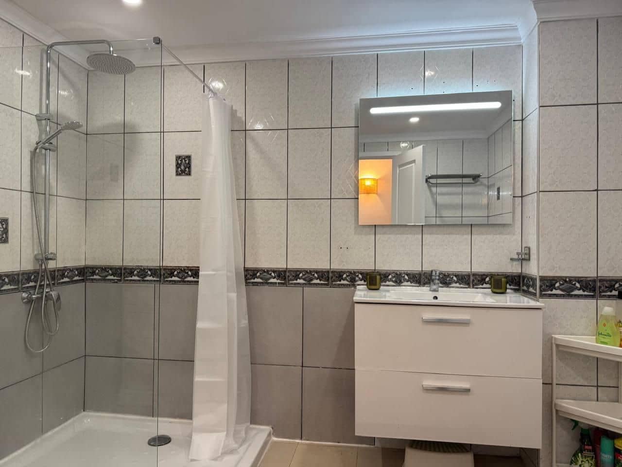 3 soveværelse Byhus til leje i Fanabe med swimmingpool - € 1.900 (Ref: 9326038)