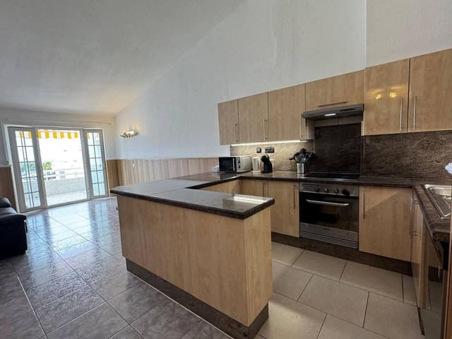 3 camera da letto Casa da affittare in Fañabe, Adeje con piscina - 1.900 € (Rif: 9326038)