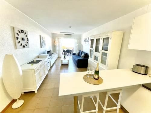 1 makuuhuone Huoneisto myytävänä paikassa San Eugenio Alto, Adeje mukana uima-altaan - 340 000 € (Ref: 9340752)