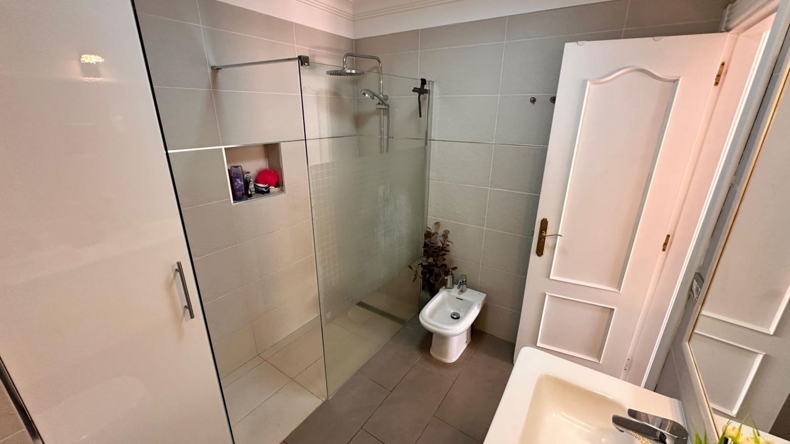 4 sovrum Hus till salu i El Madronal med pool garage - 630 000 € (Ref: 9340753)