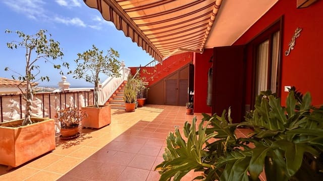 4 sovrum Hus till salu i El Madroñal, Adeje med pool garage - 630 000 € (Ref: 9340753)