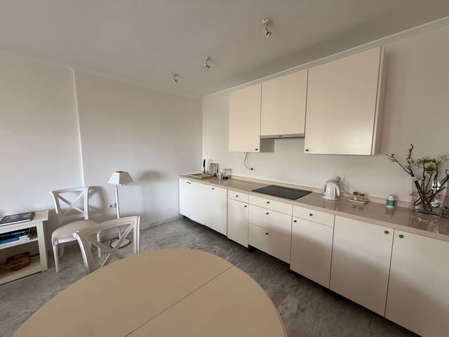 Apartamento de 1 habitación en Los Cristianos, Arona en venta con piscina - 325.000 € (Ref: 9346935)