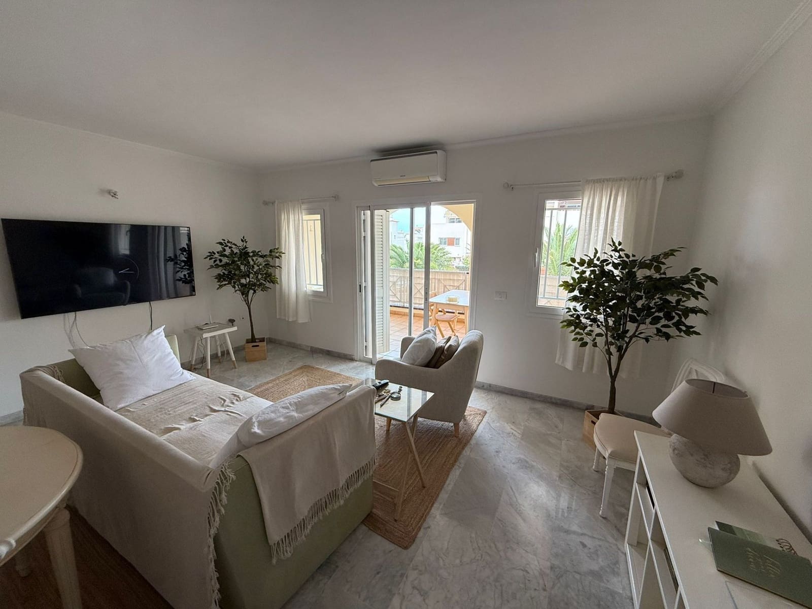 Apartamento de 1 habitación en Los Cristianos en venta con piscina - 325.000 € (Ref: 9346935)