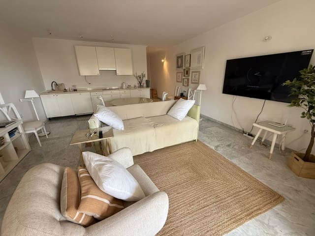 Apartamento de 1 habitación en Los Cristianos, Arona en venta con piscina - 325.000 € (Ref: 9346935)