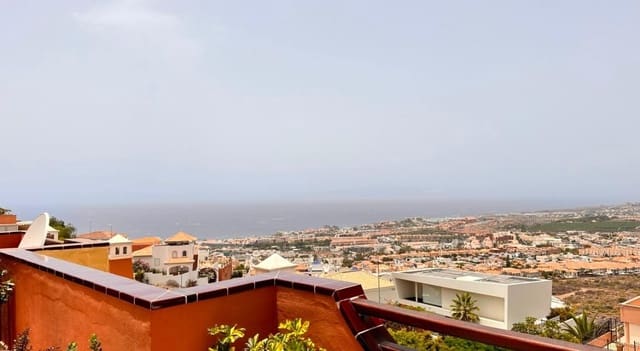 2 makuuhuone Huoneisto vuokrattavana paikassa Torviscas, Adeje mukana uima-altaan 
autotalli - 1 500 € (Ref: 9358935)