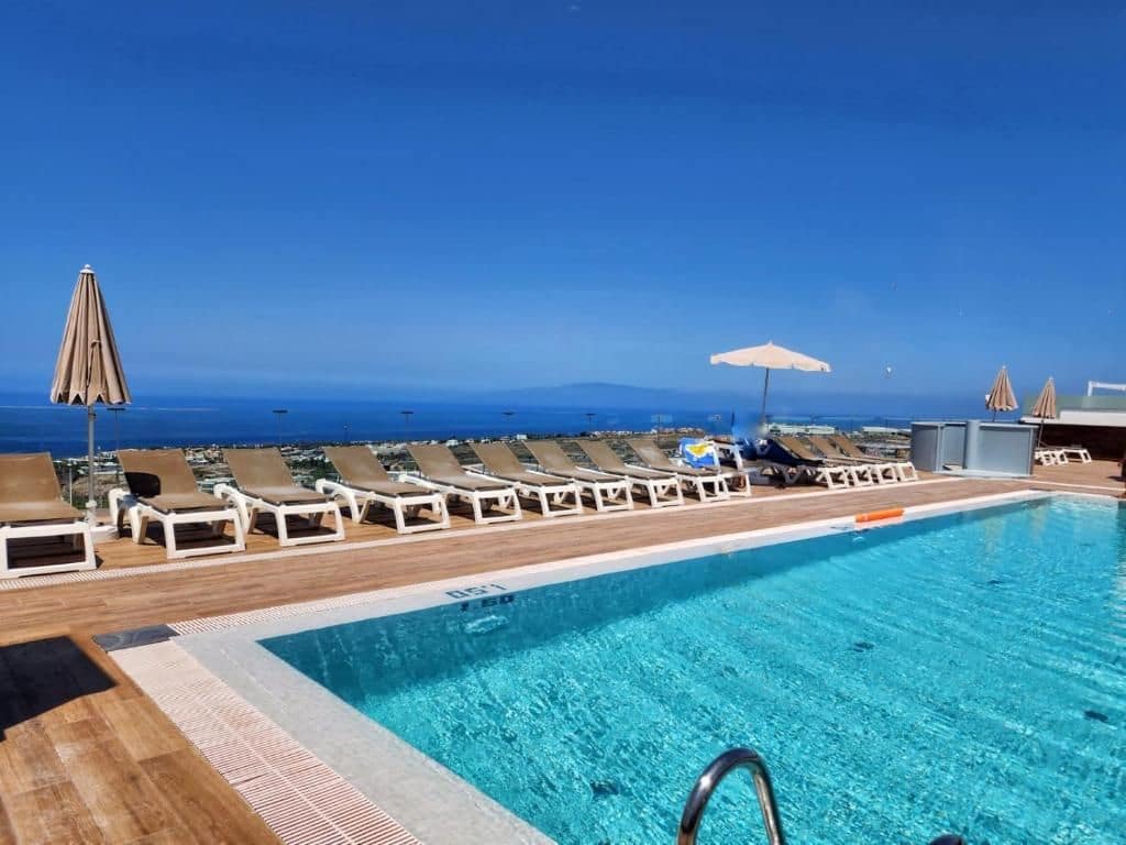 2 bedroom Apartment for sale in Adeje with pool garage - € 350,000 (Ref: 9367020)