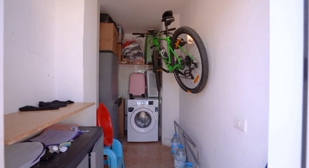 2 bedroom Apartment for sale in Guia de Isora with garage - € 274,000 (Ref: 9367021)