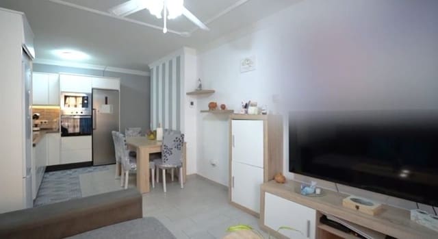 2 soveværelse Lejlighed til salg i Guía de Isora med garage - € 274.000 (Ref: 9367021)