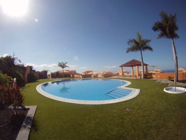 2 sovrum Villa att hyra i Costa Adeje, Adeje med pool garage - 3 500 € (Ref: 9385178)