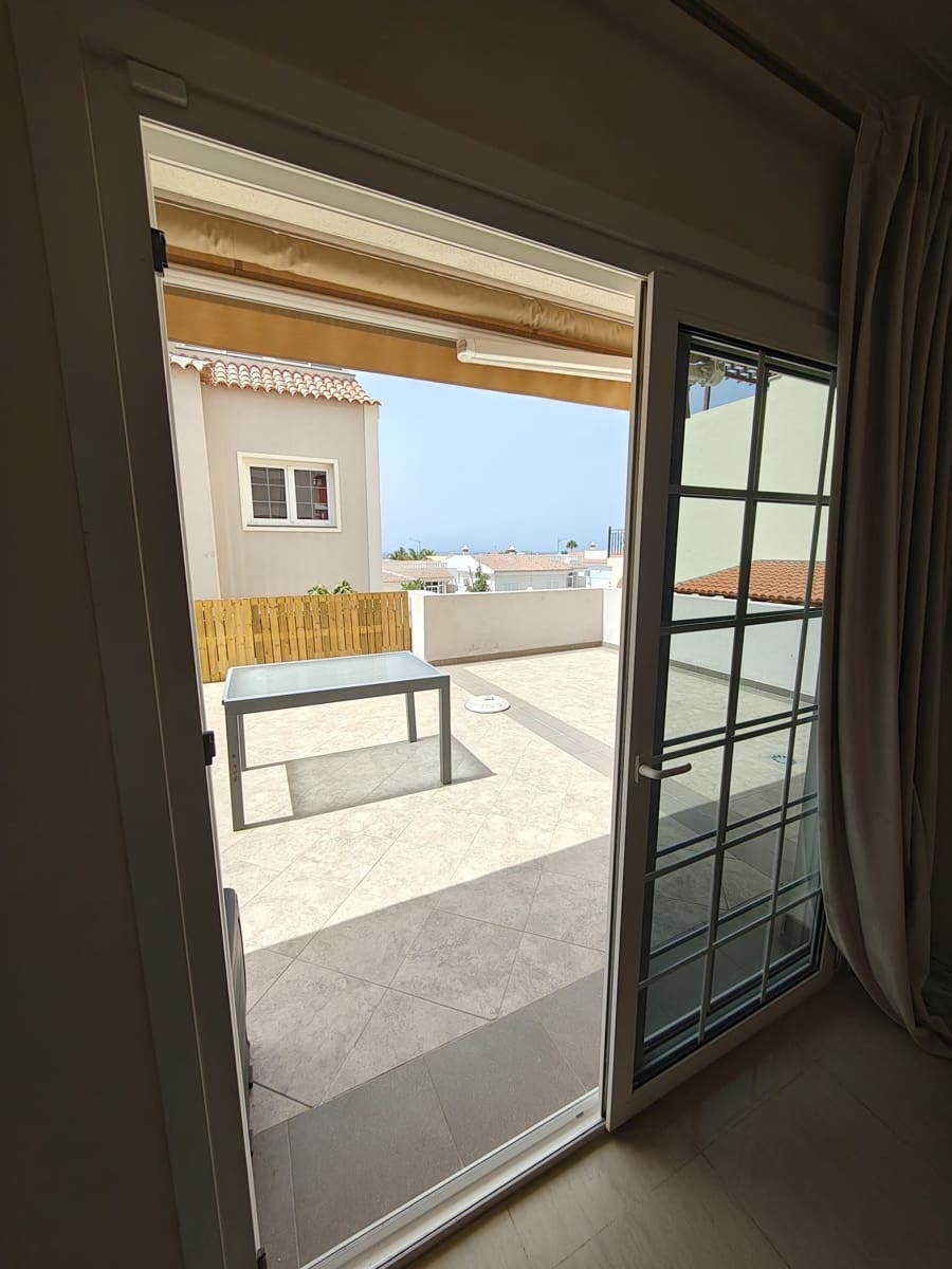 2 slaapkamer Appartement te huur in Callao Salvaje met zwembad garage - € 1.600 (Ref: 9385179)