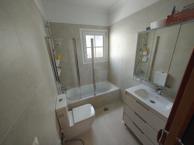 2 slaapkamer Appartement te huur in Callao Salvaje, Adeje met zwembad garage - € 1.600 (Ref: 9385179)