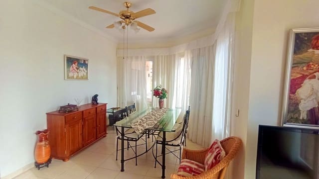 3 soverom Villa til salgs i Puerto Santiago, Santiago del Teide med svømmebasseng garasje - € 750 000 (Ref: 9398228)