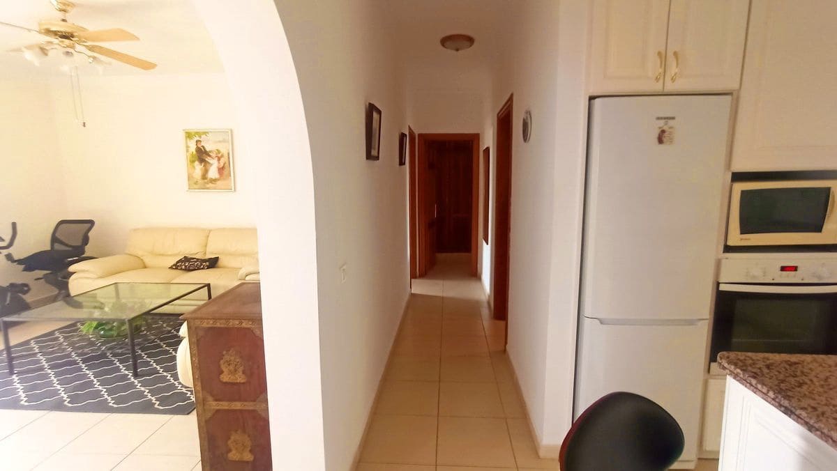 Chalet de 3 habitaciones en Puerto Santiago en venta con piscina garaje - 750.000 € (Ref: 9398228)