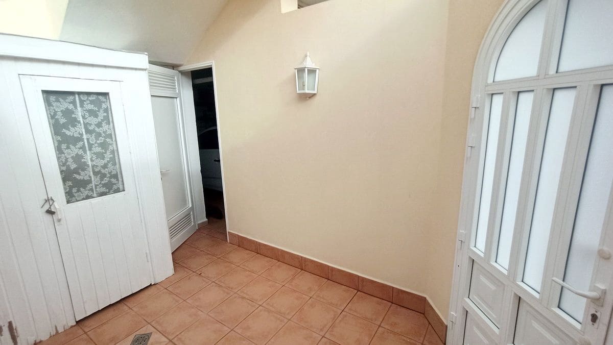 Chalet de 3 habitaciones en Puerto Santiago en venta con piscina garaje - 750.000 € (Ref: 9398228)