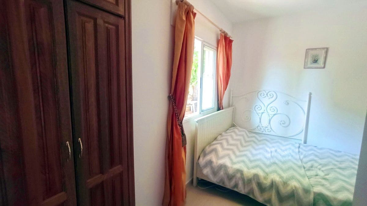 Chalet de 3 habitaciones en Puerto Santiago en venta con piscina garaje - 750.000 € (Ref: 9398228)