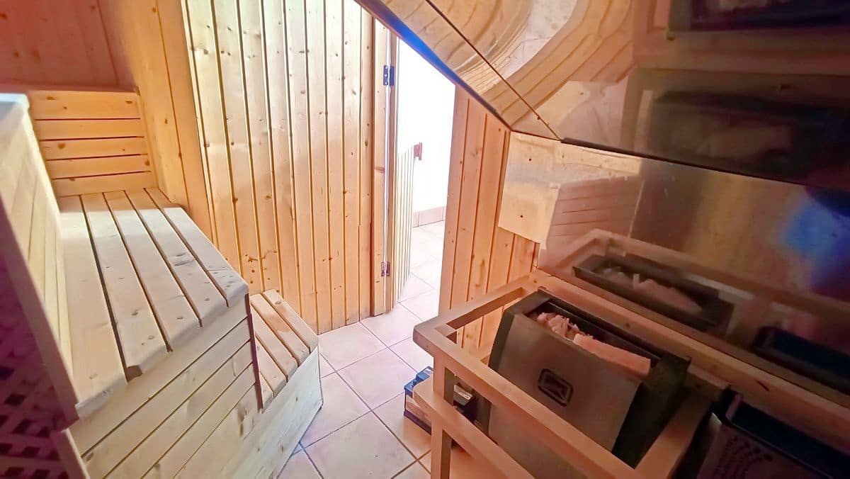 Chalet de 3 habitaciones en Puerto Santiago en venta con piscina garaje - 750.000 € (Ref: 9398228)