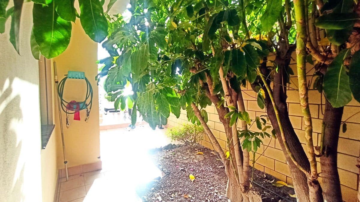 Chalet de 3 habitaciones en Puerto Santiago en venta con piscina garaje - 750.000 € (Ref: 9398228)