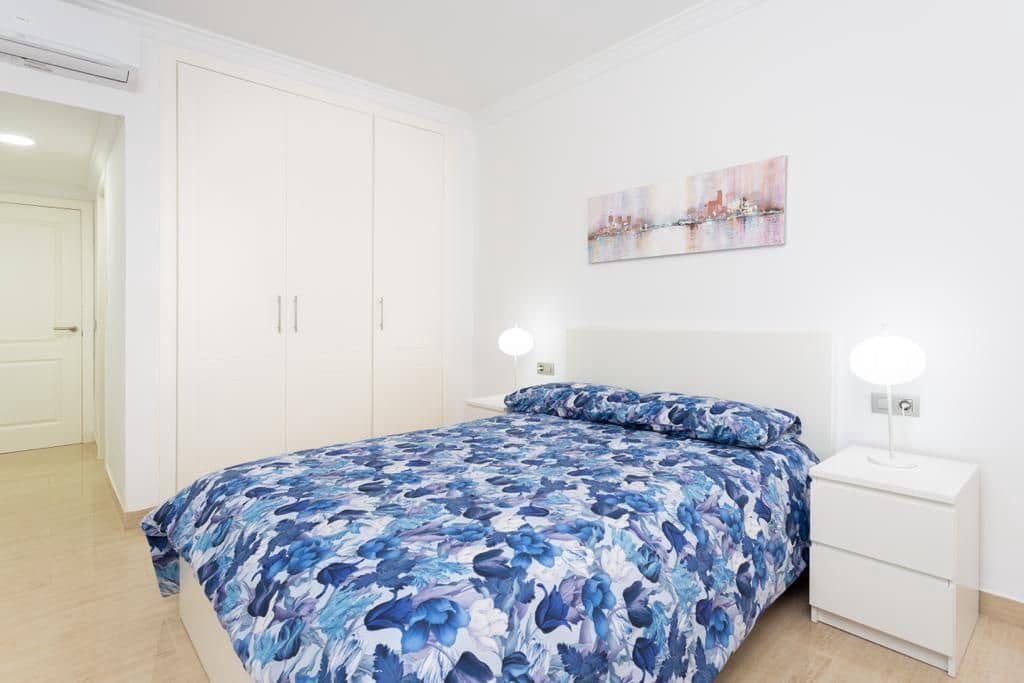 2 bedroom Apartment for sale in Amarilla Golf with pool garage - € 420,000 (Ref: 9398229)