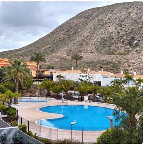 Apartamento de 3 habitaciones en Los Cristianos, Arona en venta con piscina garaje - 475.000 € (Ref: 9403180)