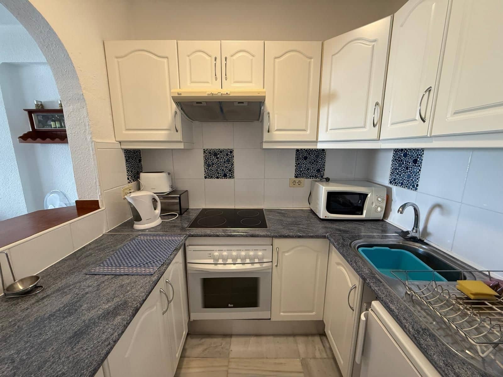 Apartamento de 1 habitación en Costa Adeje en venta con piscina - 310.000 € (Ref: 9415686)