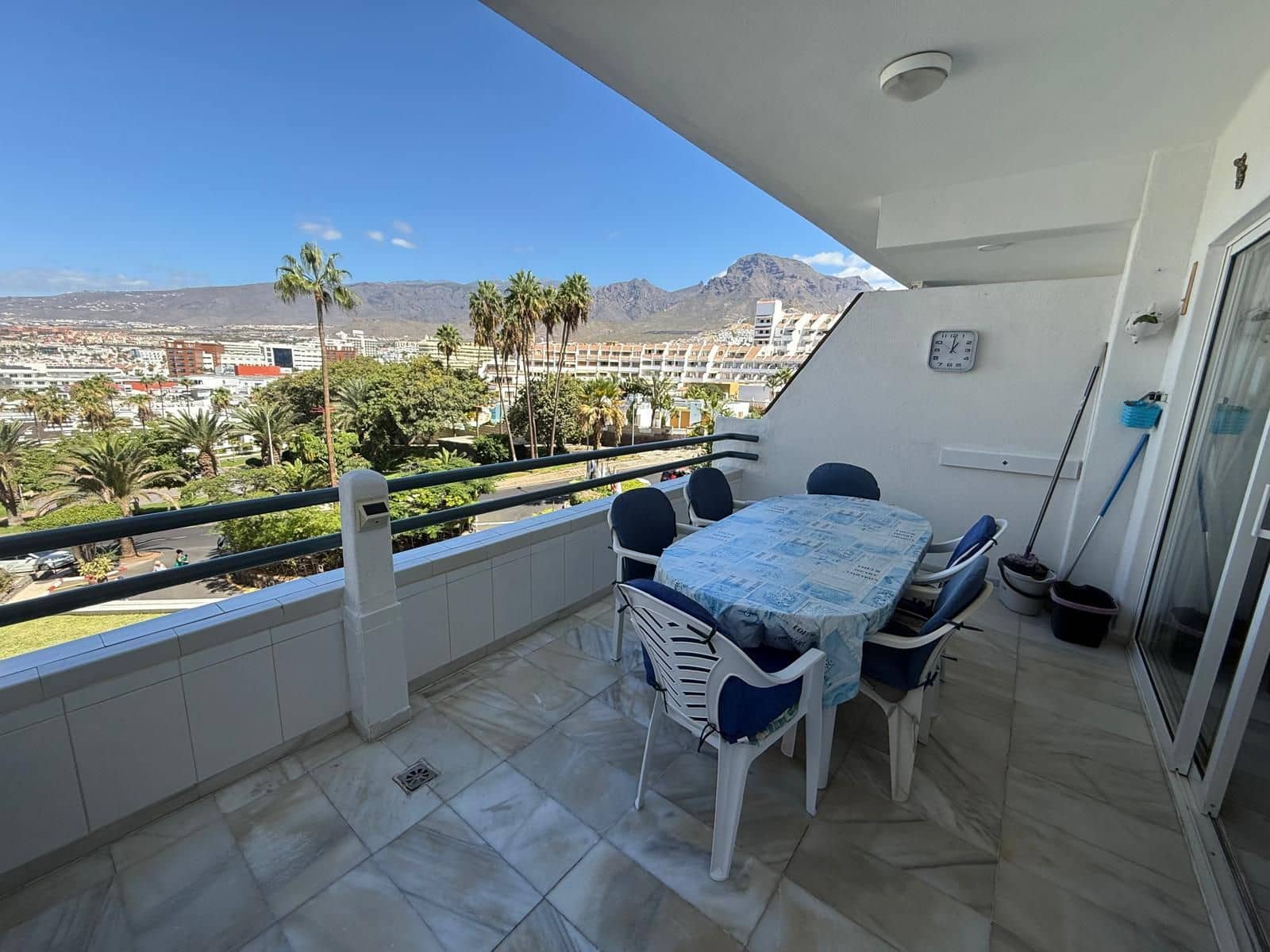 Apartamento de 1 habitación en Costa Adeje en venta con piscina - 310.000 € (Ref: 9415686)