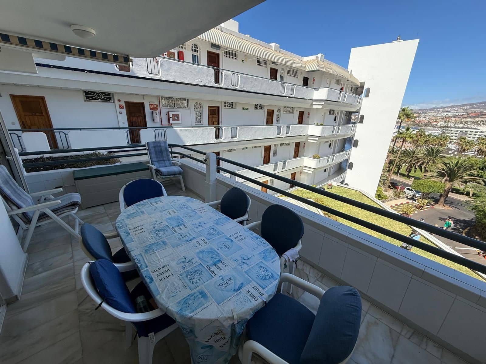 Apartamento de 1 habitación en Costa Adeje en venta con piscina - 310.000 € (Ref: 9415686)