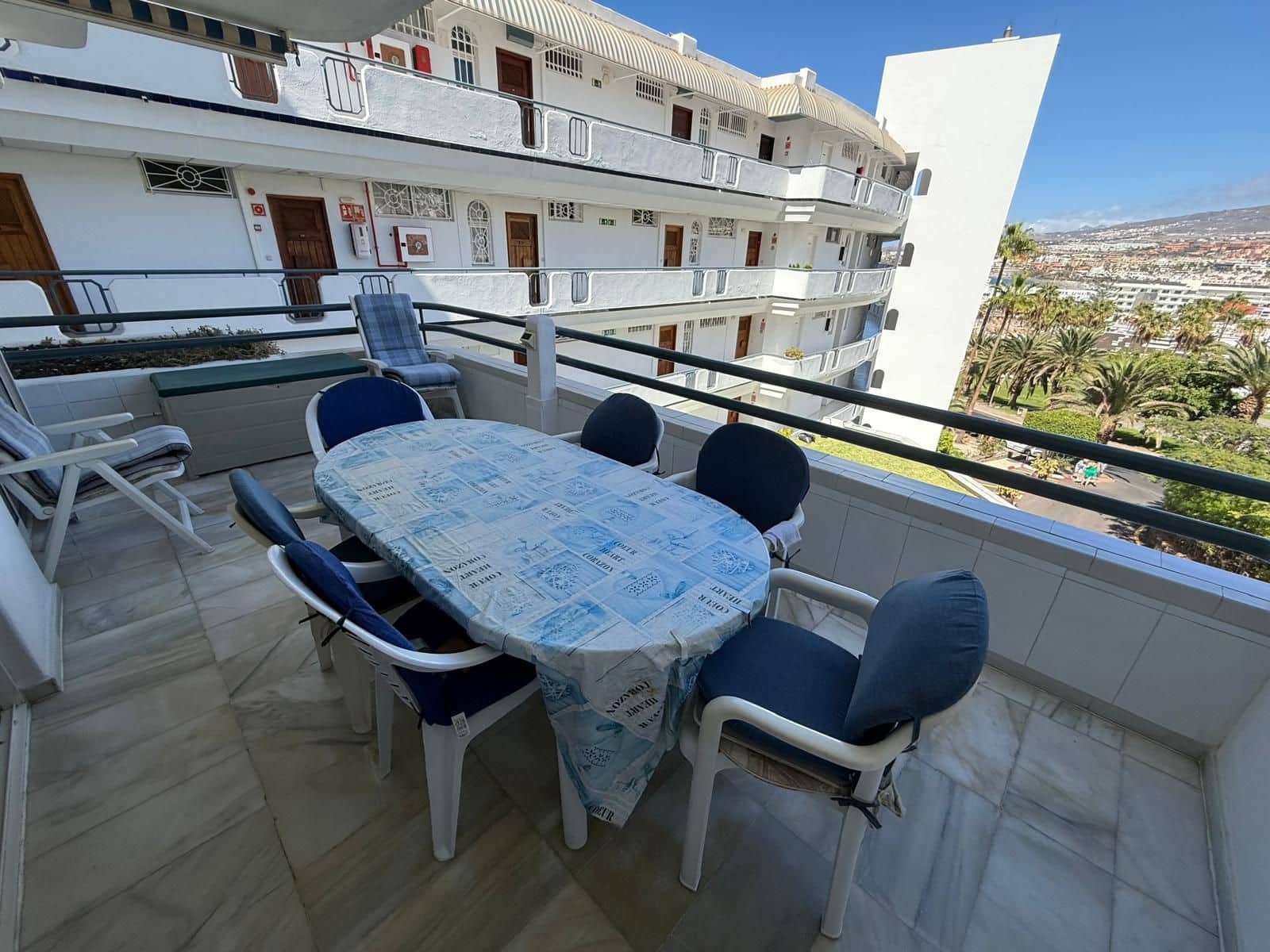 Apartamento de 1 habitación en Costa Adeje en venta con piscina - 310.000 € (Ref: 9415686)