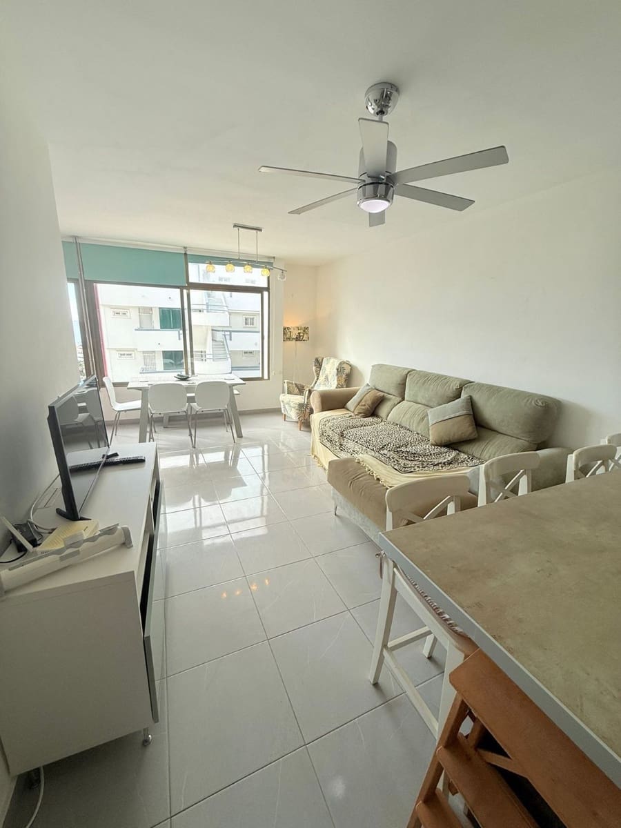 2 quarto Apartamento para venda em Los Cristianos com garagem - 379 000 € (Ref: 9419388)