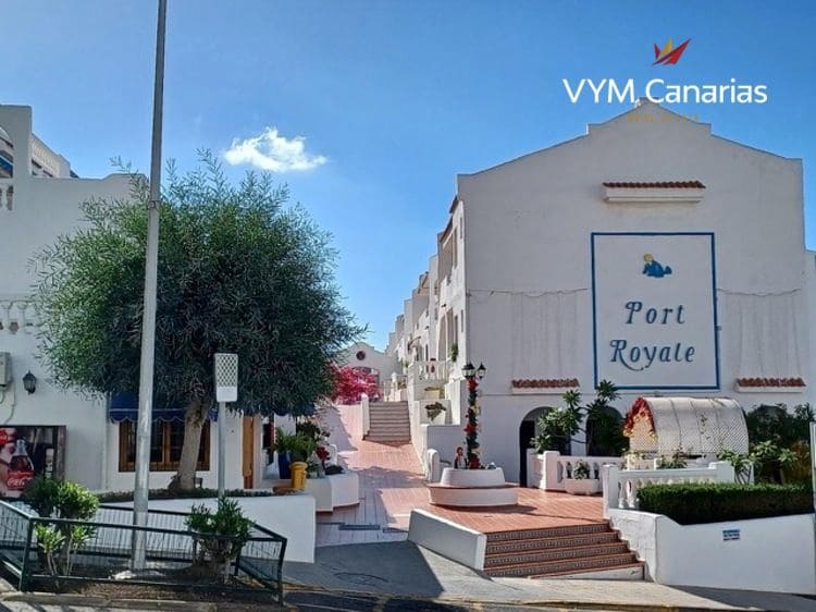 Studio te koop in Los Cristianos met zwembad - € 197.000 (Ref: 9422023)