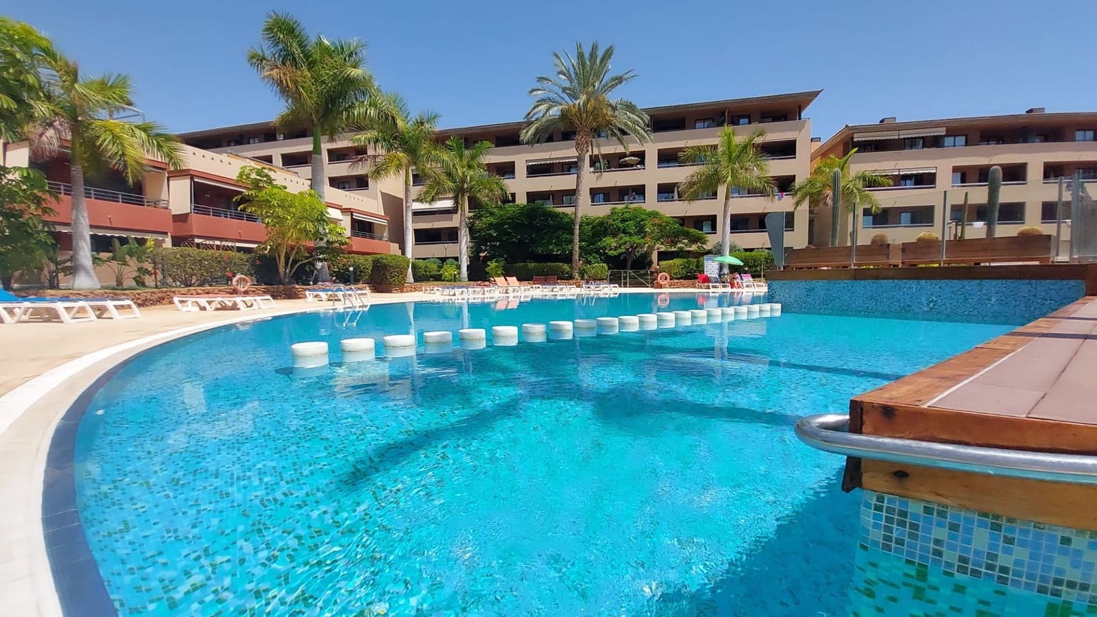 3 soverom Villa til salgs i Playa Paraiso med svømmebasseng garasje - € 600 000 (Ref: 9430360)