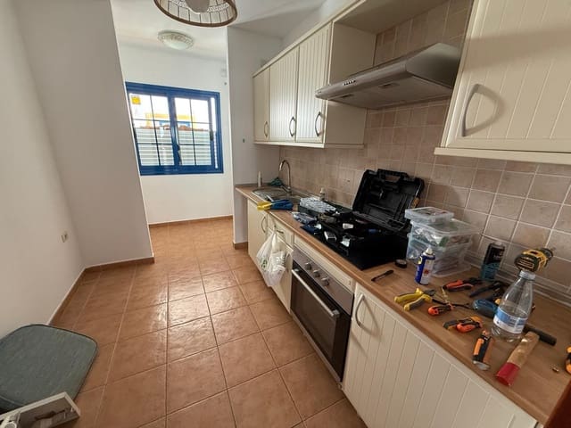 2 makuuhuone Huoneisto vuokrattavana paikassa San Miguel de Abona mukana uima-altaan 
autotalli - 1 200 € (Ref: 9430362)