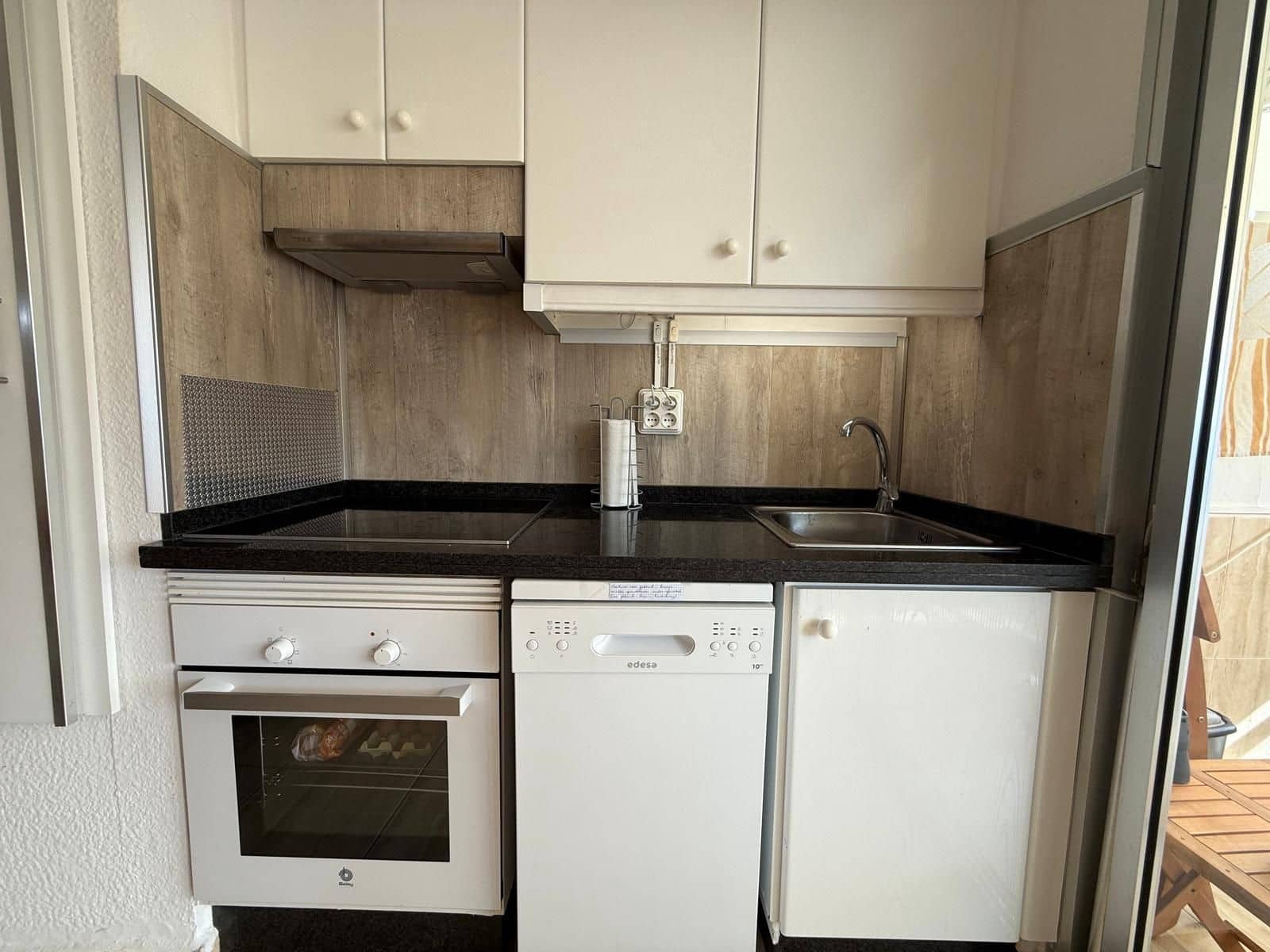 Studio for sale in Playa Fanabe with pool - € 239,950 (Ref: 9430363)