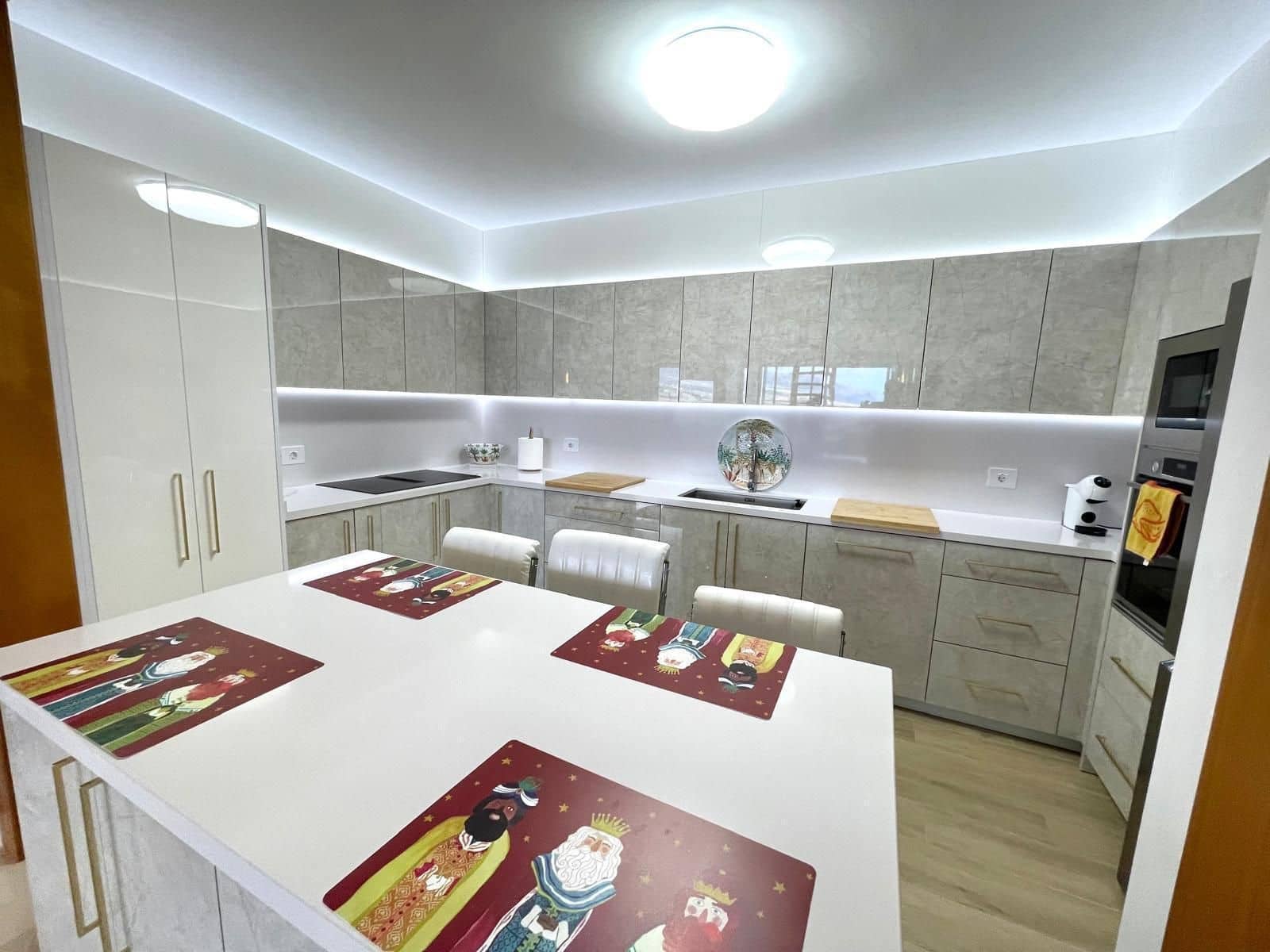 3 soverom Hus til salgs i Callao Salvaje med svømmebasseng garasje - € 1 050 000 (Ref: 9433199)