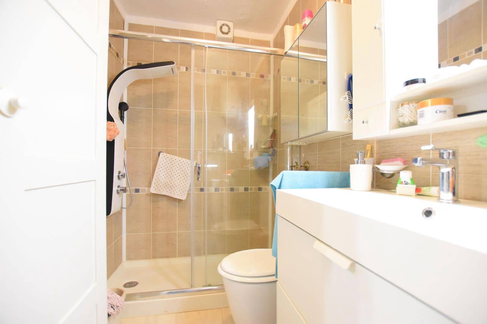 1 bedroom Apartment for sale in Guia de Isora with pool - € 230,000 (Ref: 9436909)