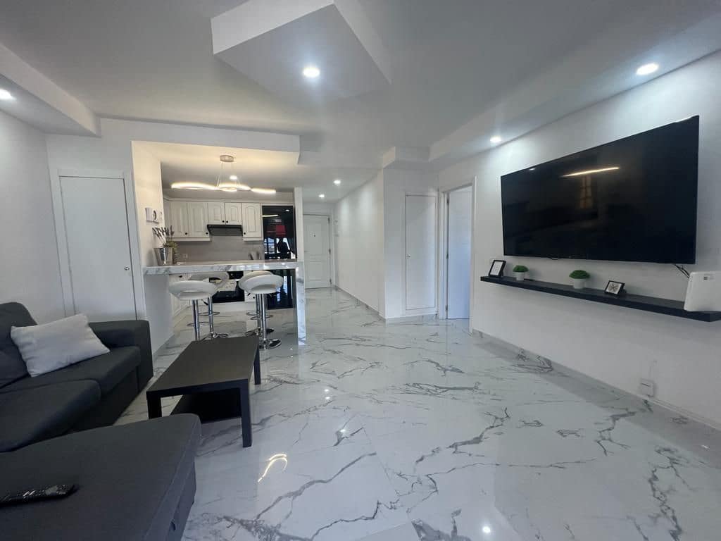 1 bedroom Apartment for sale in Torviscas with pool - € 299,000 (Ref: 9436910)