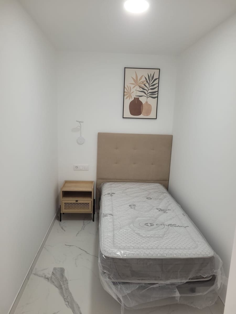 2 soverom Leilighet til salgs i Los Cristianos med svømmebasseng - € 262 500 (Ref: 9439568)