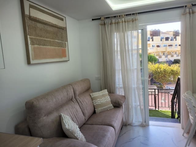 2 soverom Leilighet til salgs i Los Cristianos, Arona med svømmebasseng - € 262 500 (Ref: 9439568)
