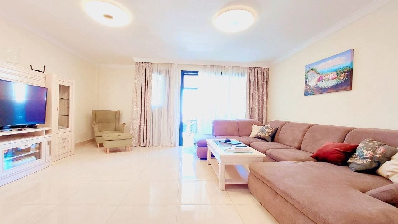 3 soverom Villa til salgs i Playa Paraiso med svømmebasseng garasje - € 600 000 (Ref: 9445881)