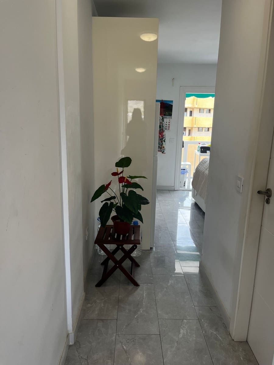 1 soveværelse Lejlighed til salg i Playa de las Americas - € 270.000 (Ref: 9451966)