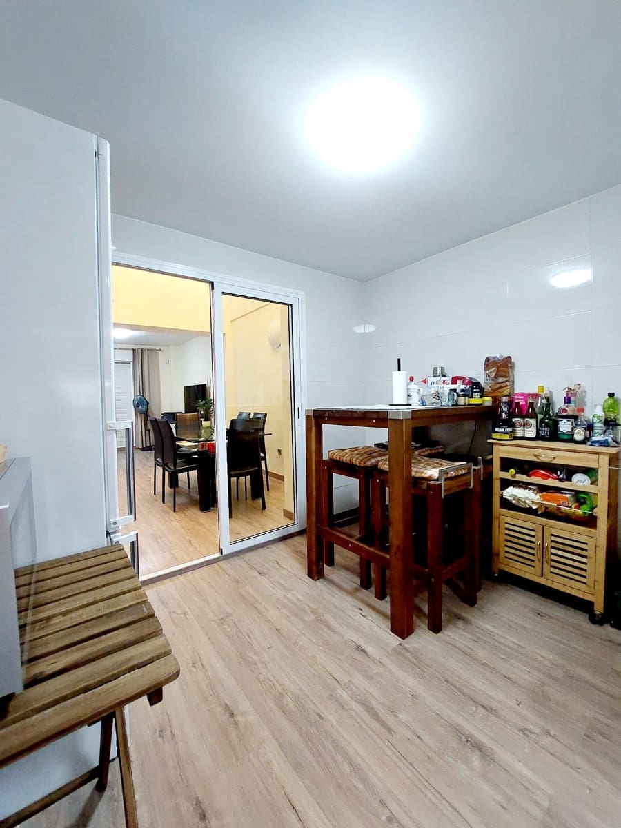 3 soveværelse Villa til leje i Fanabe med swimmingpool - € 2.800 (Ref: 9451968)