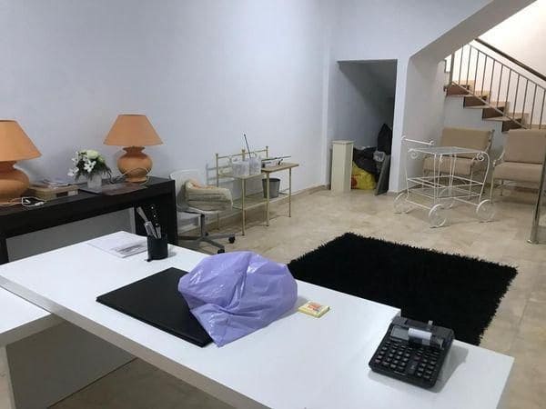 4 slaapkamer Villa te huur in Adeje met zwembad garage - € 4.300 (Ref: 9461808)