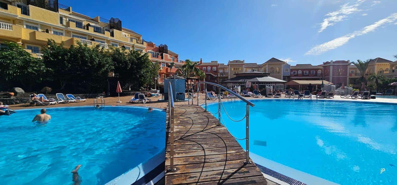 Apartamento de 2 habitaciones en Los Cristianos en alquiler con piscina - 2.000 € (Ref: 9461810)