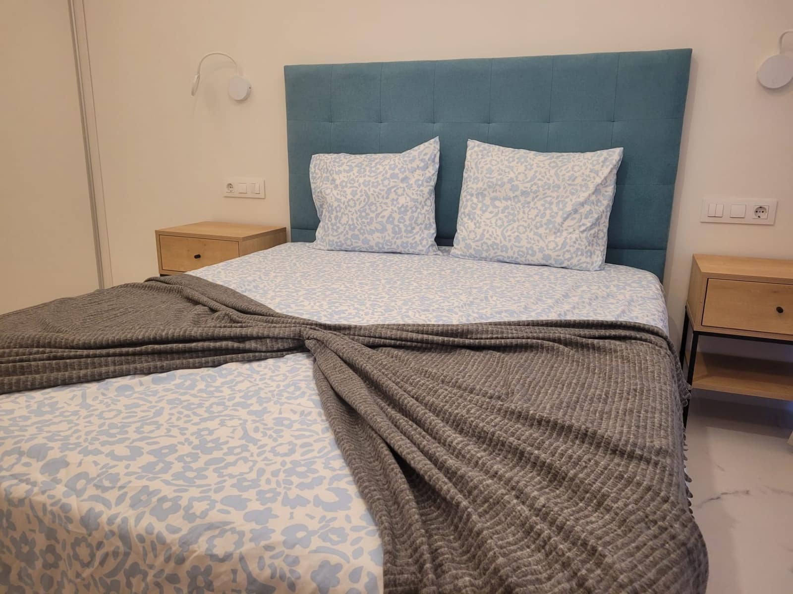 Apartamento de 2 habitaciones en Los Cristianos en alquiler con piscina - 2.000 € (Ref: 9461810)