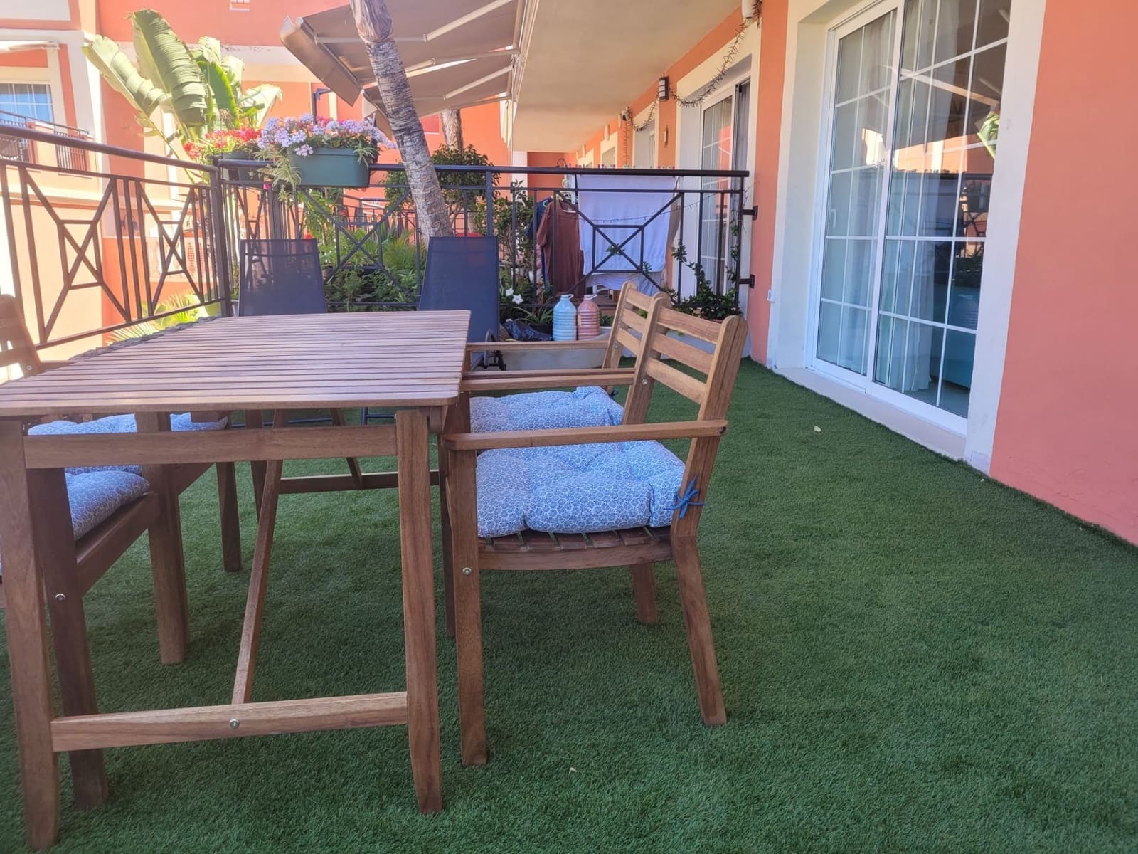 Apartamento de 2 habitaciones en Los Cristianos en alquiler con piscina - 2.000 € (Ref: 9461810)