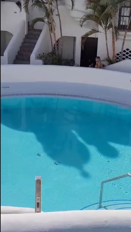 Apartamento de 2 habitaciones en Playa Paraiso en alquiler con piscina - 1.800 € (Ref: 9465315)